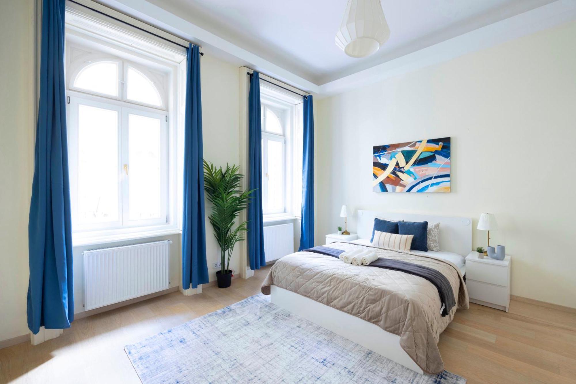 Exclusive & Spacious Central Residence W/ 4Bedrm 2Bathrm Budapest Exterior photo